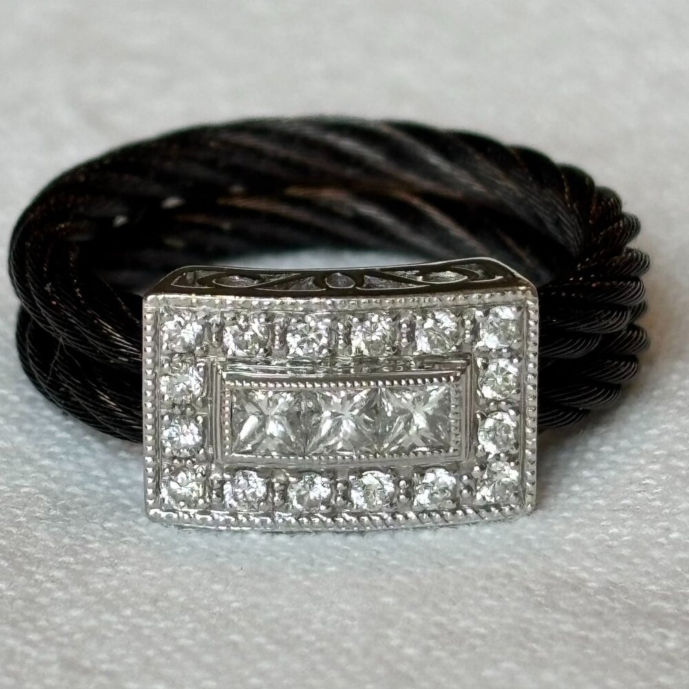 Charriol Diamond / 18K gold ring